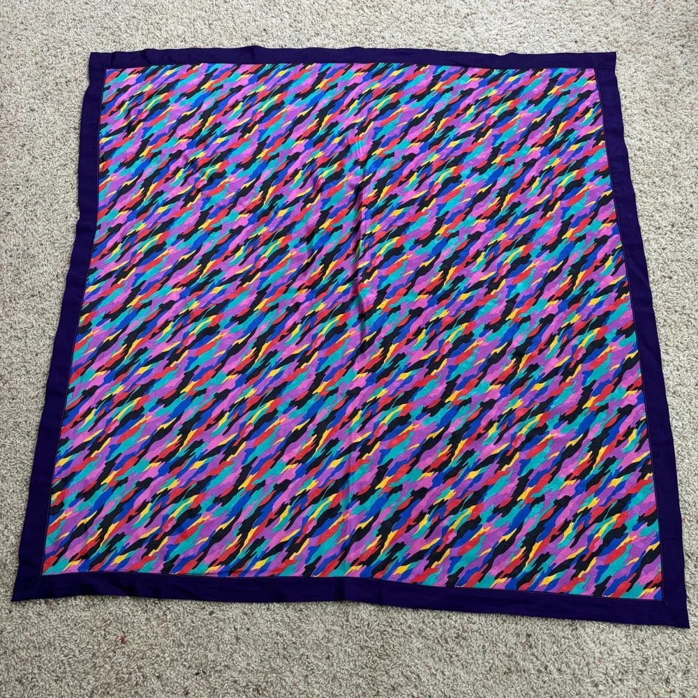 VTG Purple Colorful Abstract Camo Art‎ Damask Large Square Scarf Glamoratti